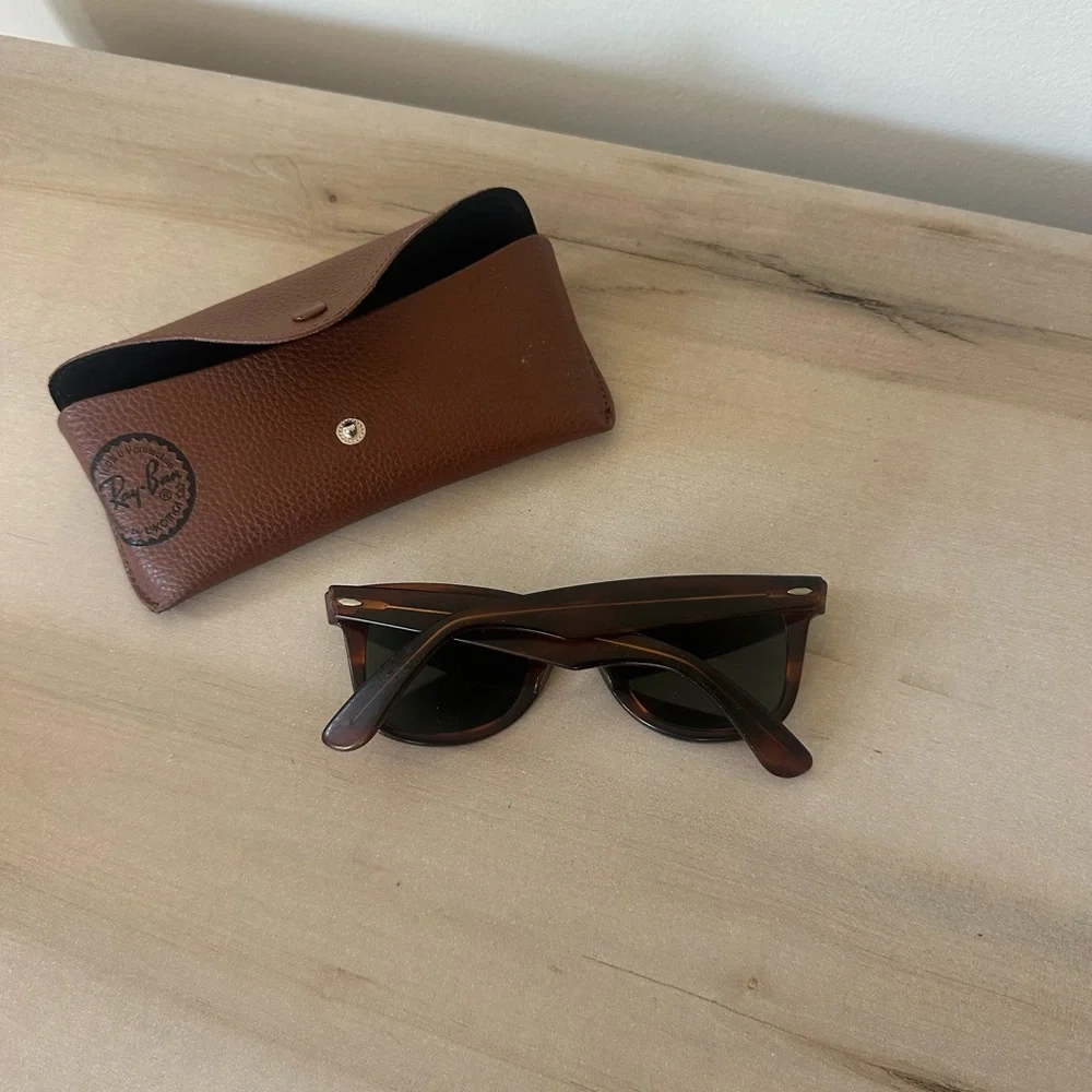 Ray-Ban classic ray